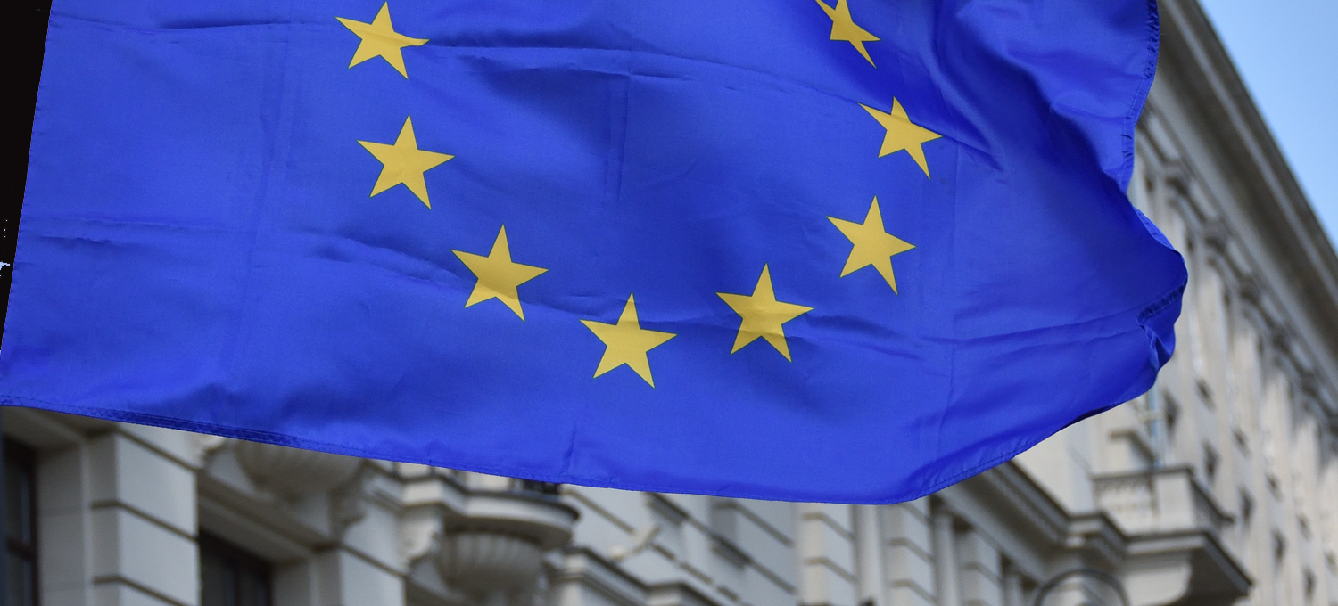 Casa: Ue, al via consultazione su regolamento servizi